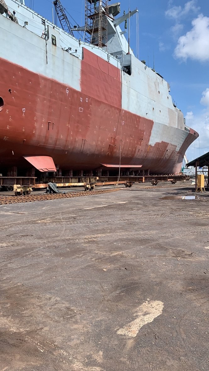 Shipyard drydock support